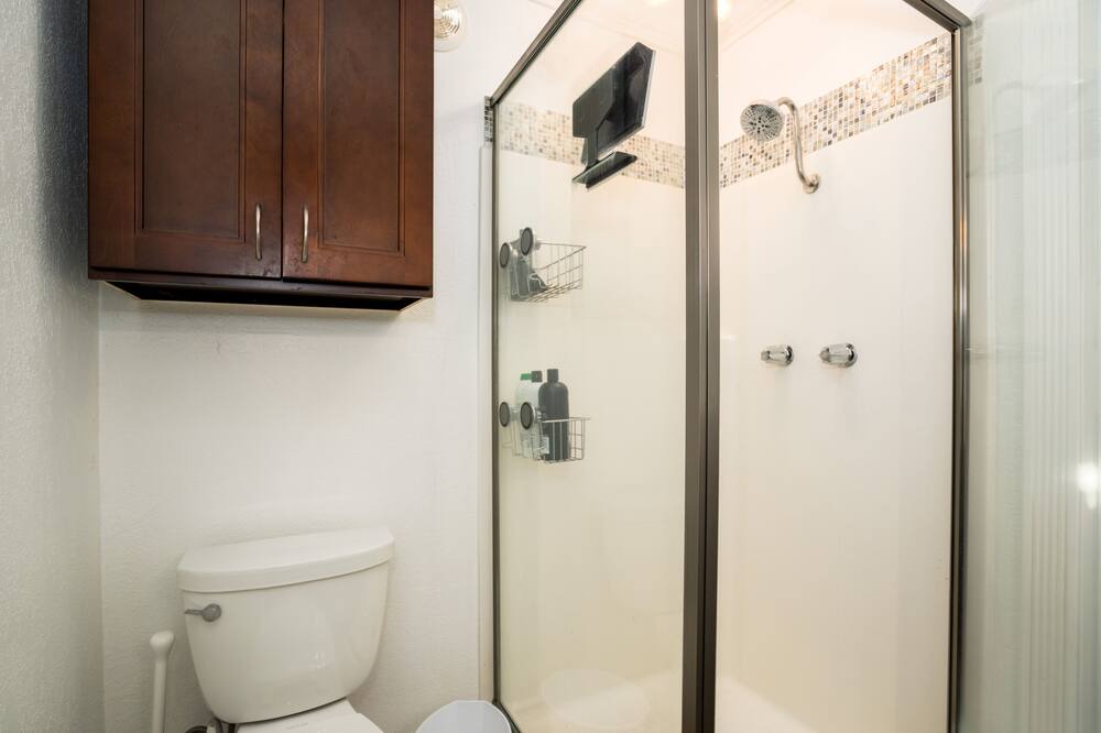 Photo of Bathroom in Fountain Valley