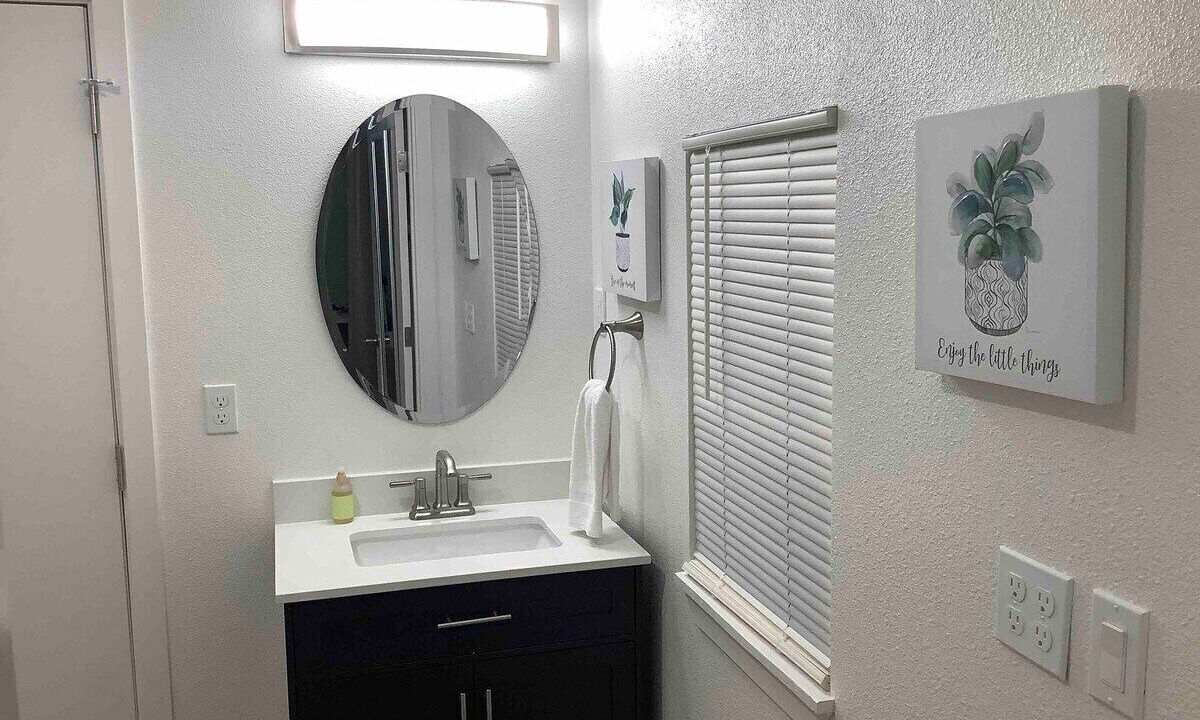 Photo of Bathroom in Benton Tract
