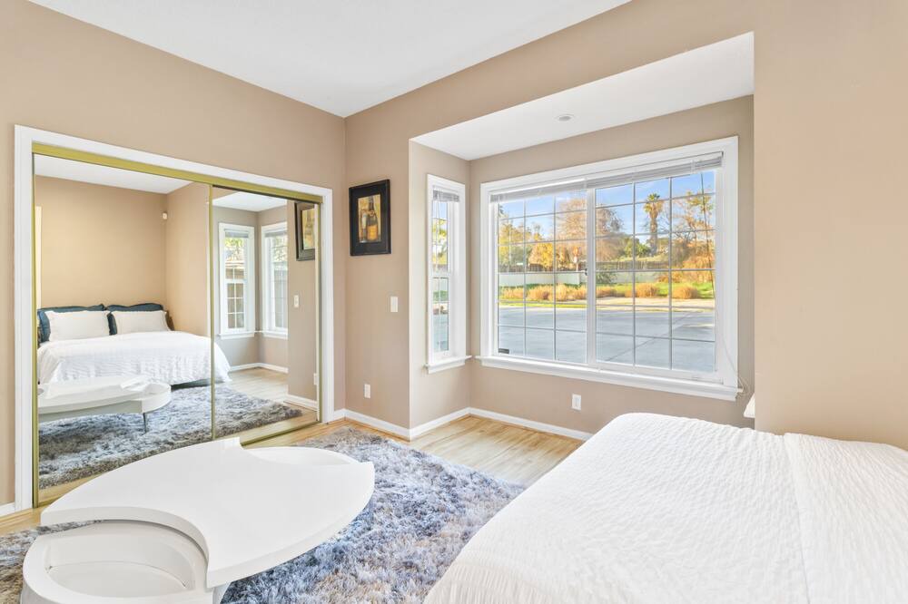 Photo of Bedroom in North Central