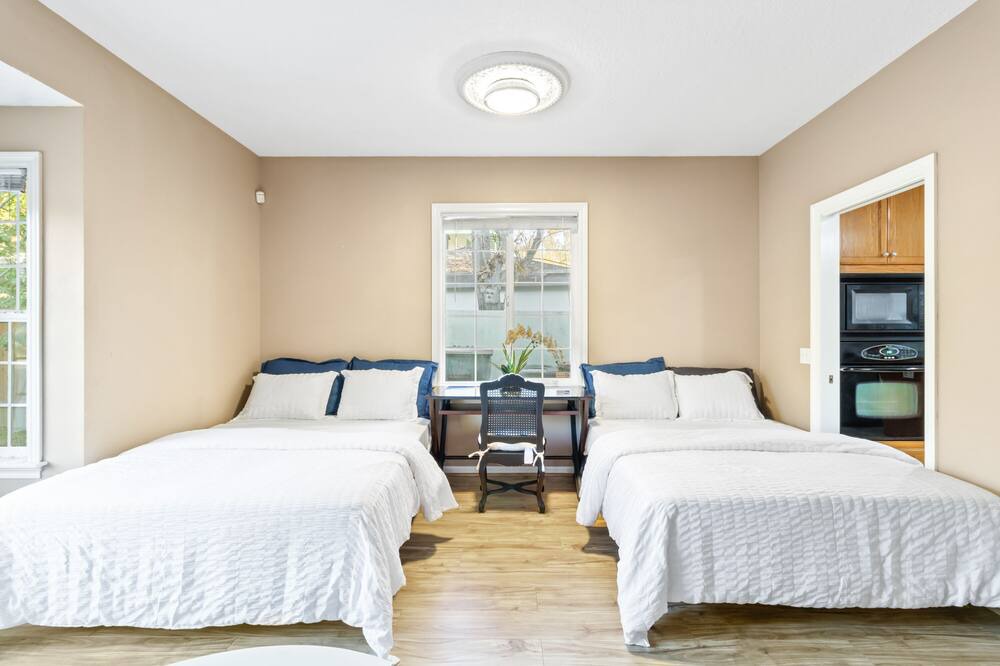 Photo of Bedroom in North Central