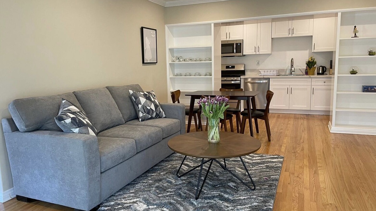 Photo of Livingroom in San Gabriel
