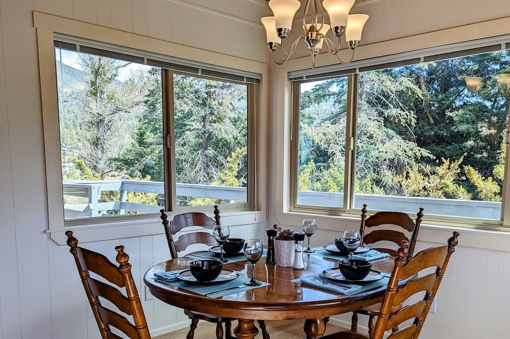 Photo of Kitchen in Frazier Park