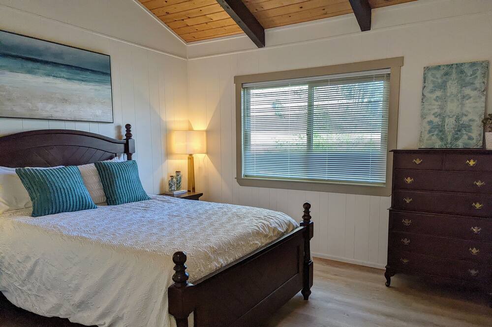 Photo of Bedroom in Frazier Park