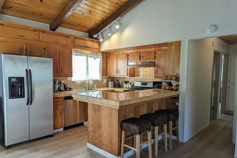 Photo of Kitchen in Frazier Park