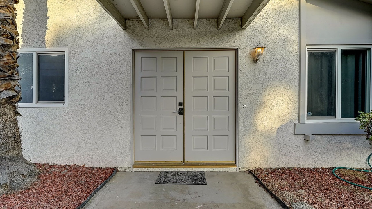 Photo of Outdoor in Estates at Canyon Crest