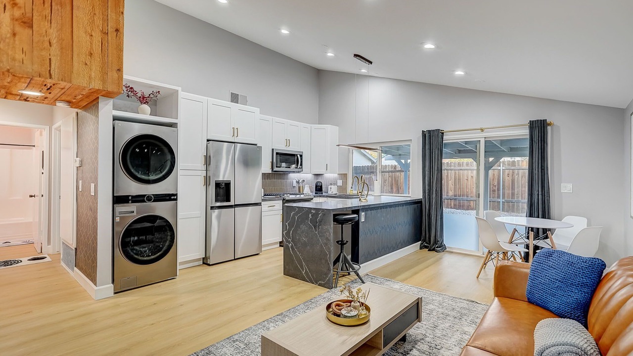 Photo of Others in Estates at Canyon Crest