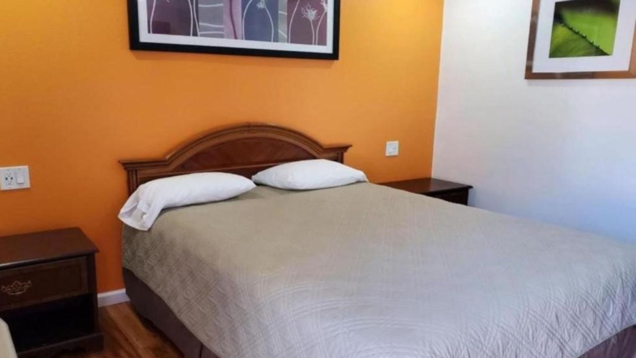 Photo of Bedroom in Oakland