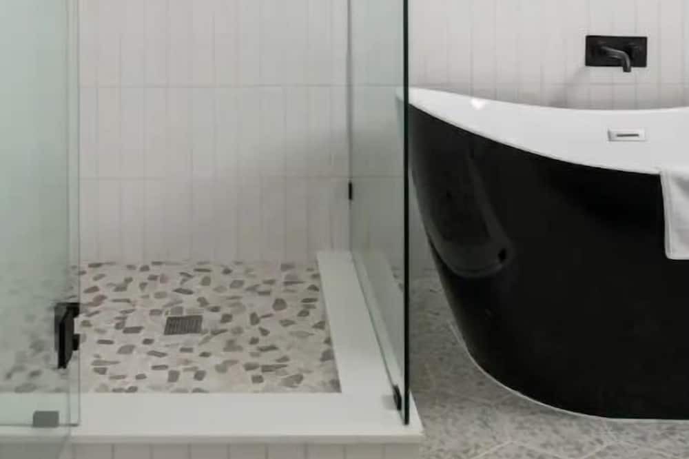 Photo of Bathroom in Wonder Valley