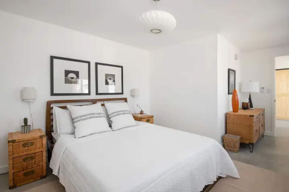 Photo of Bedroom in Wonder Valley
