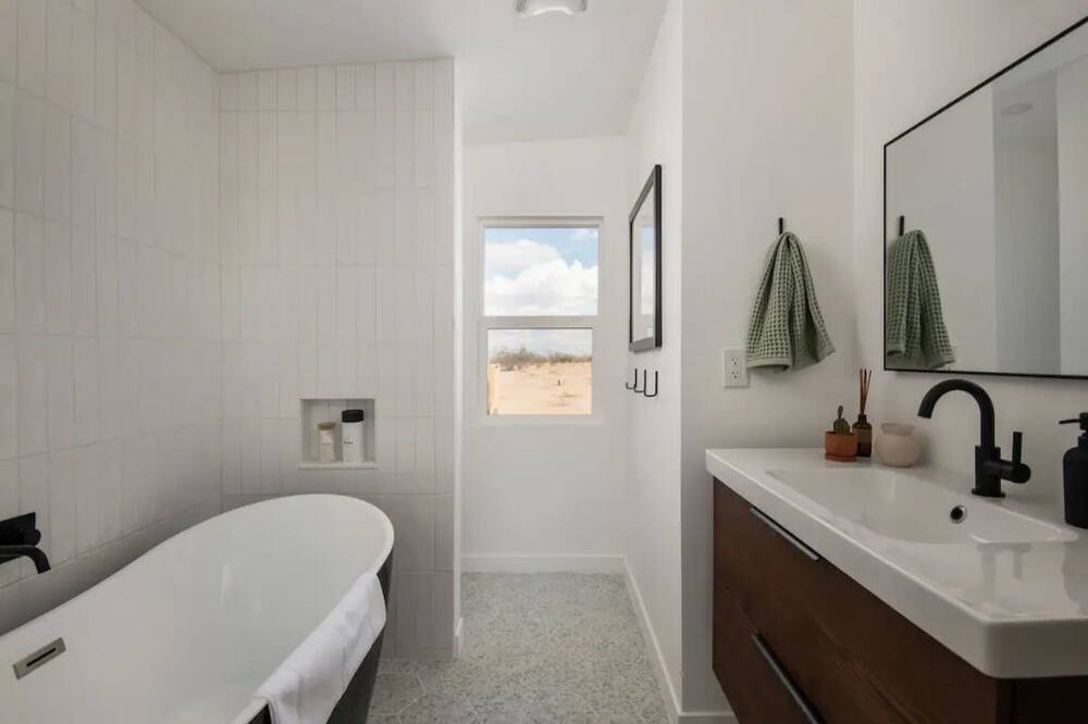 Photo of Bathroom in Wonder Valley