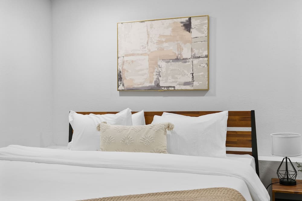 Photo of Bedroom in Moraga