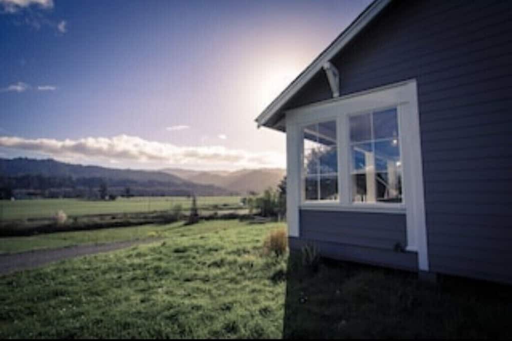 Photo of Outdoor in Carlotta