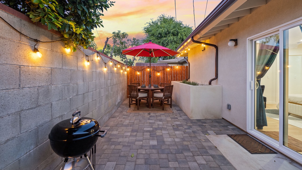 Photo of Outdoor in North Hills West