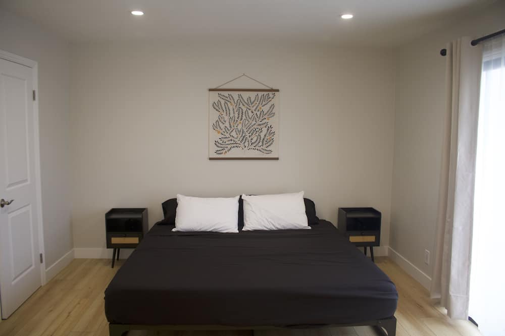 Photo of Bedroom in Downey