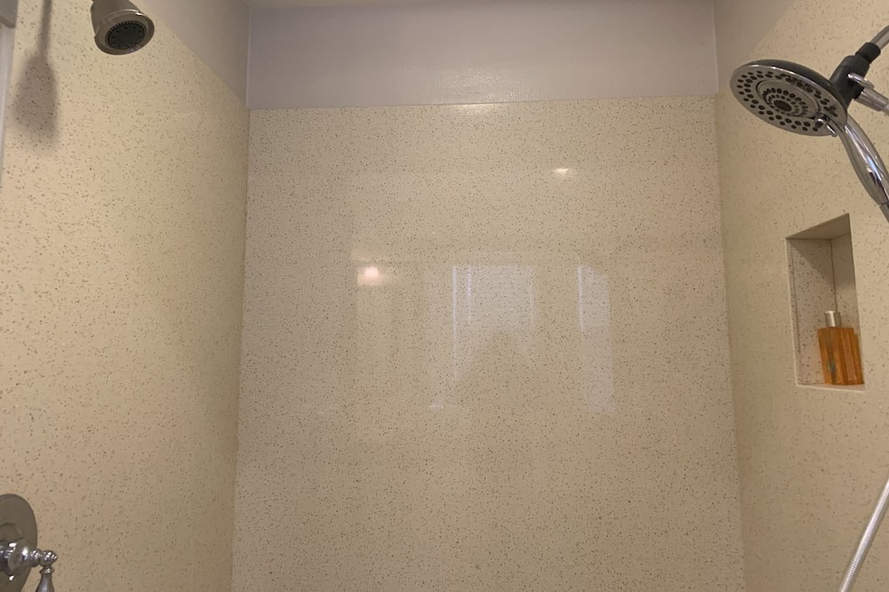 Photo of Bathroom in Alessandro Heights