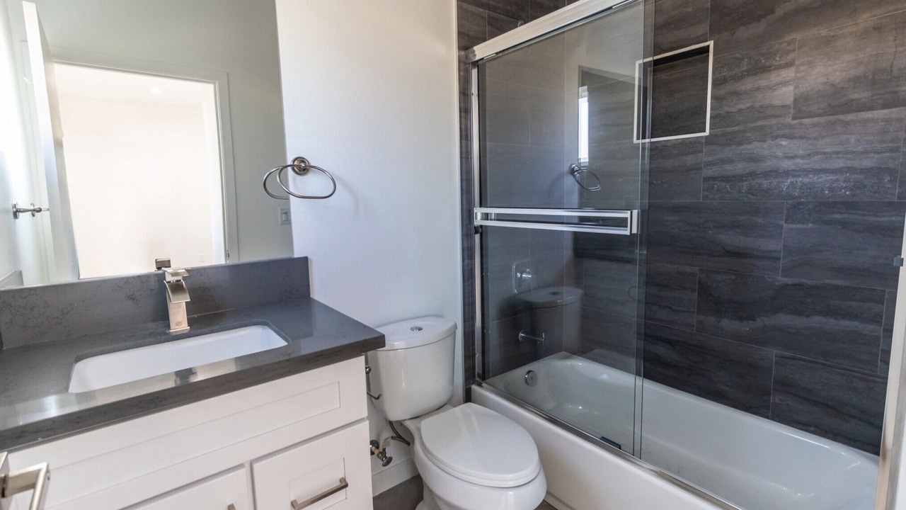 Photo of Bathroom in Pico-Union