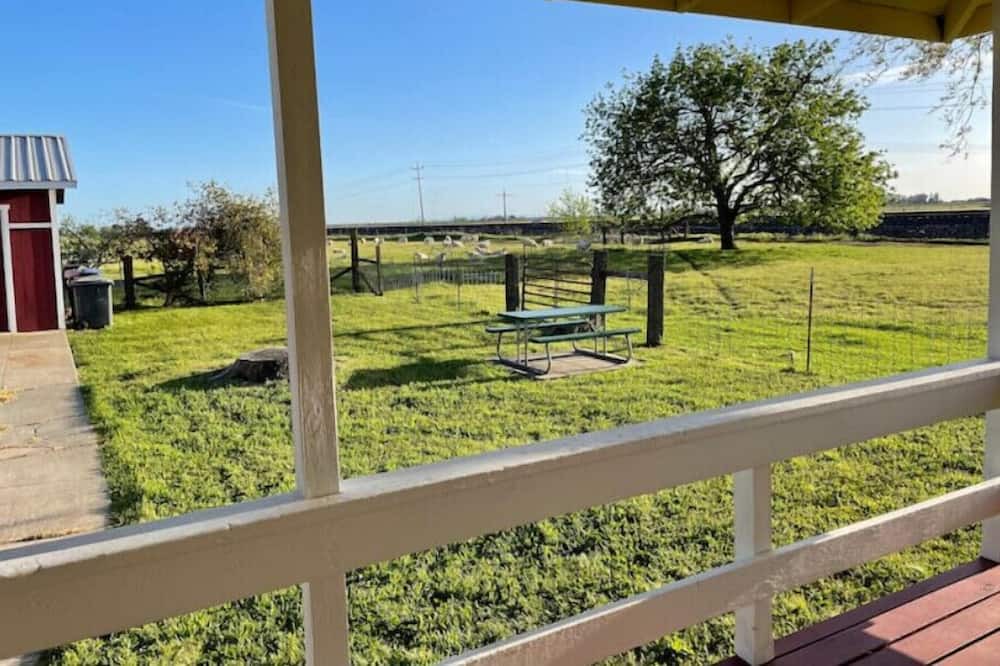 Photo of Outdoor in Hood