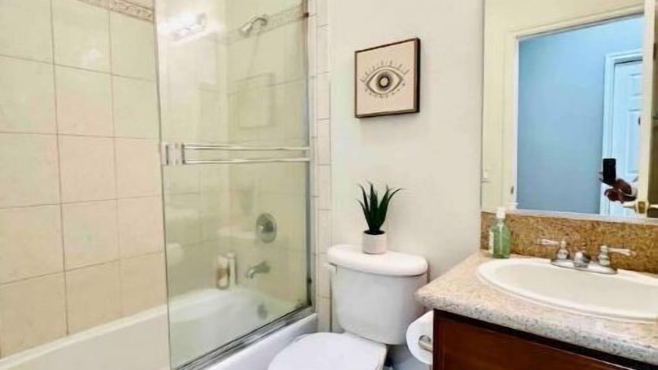 Photo of Bathroom in Arcadia