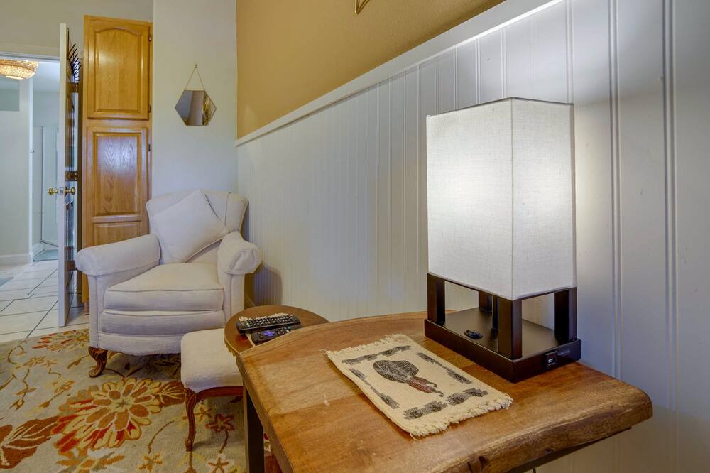 Photo of Livingroom in Ukiah