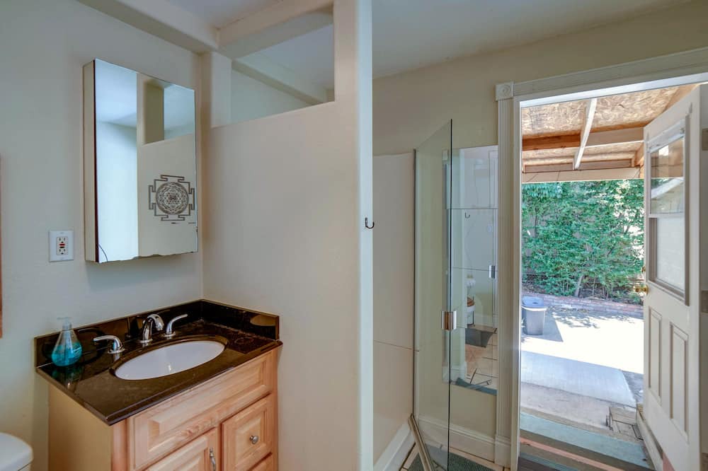 Photo of Bathroom in Ukiah