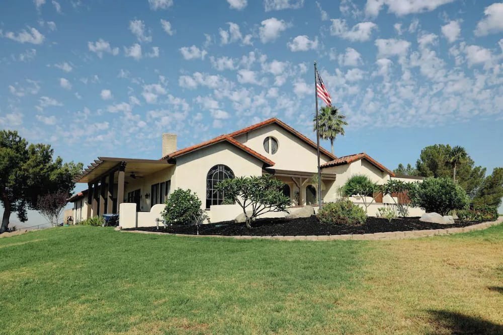 Photo of Outdoor in Jurupa Valley
