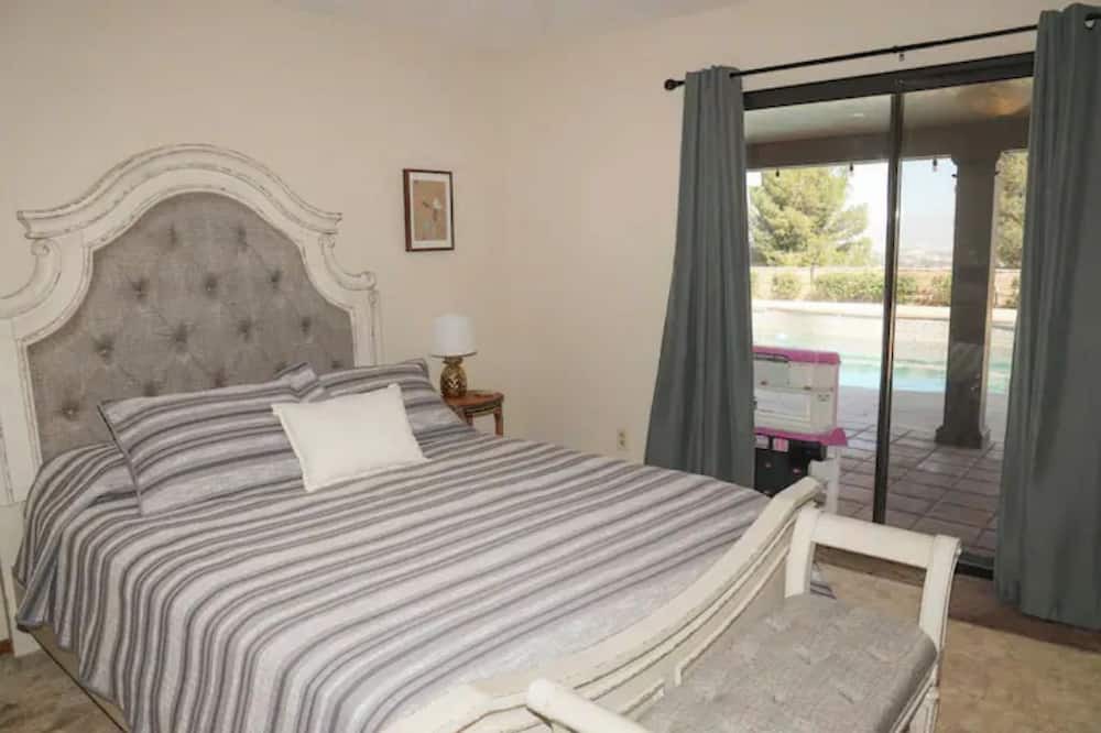 Photo of Bedroom in Jurupa Valley
