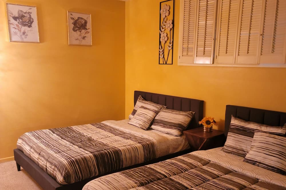 Photo of Bedroom in Norma Triangle