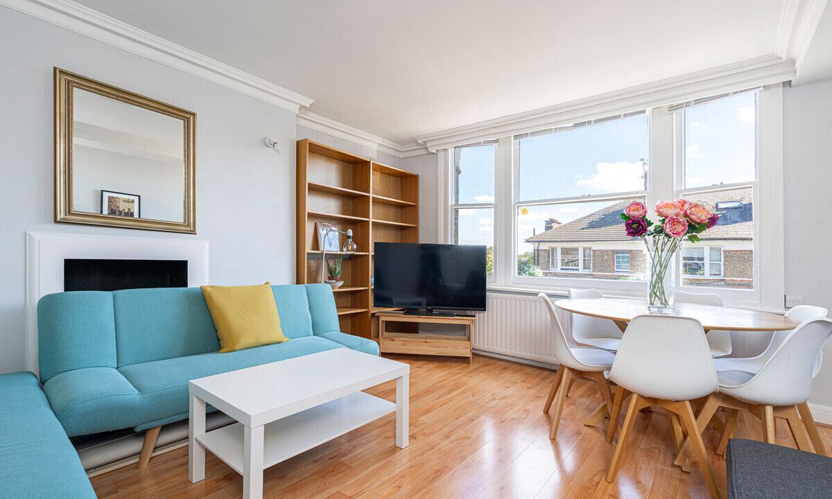 Photo of Livingroom in Kilburn