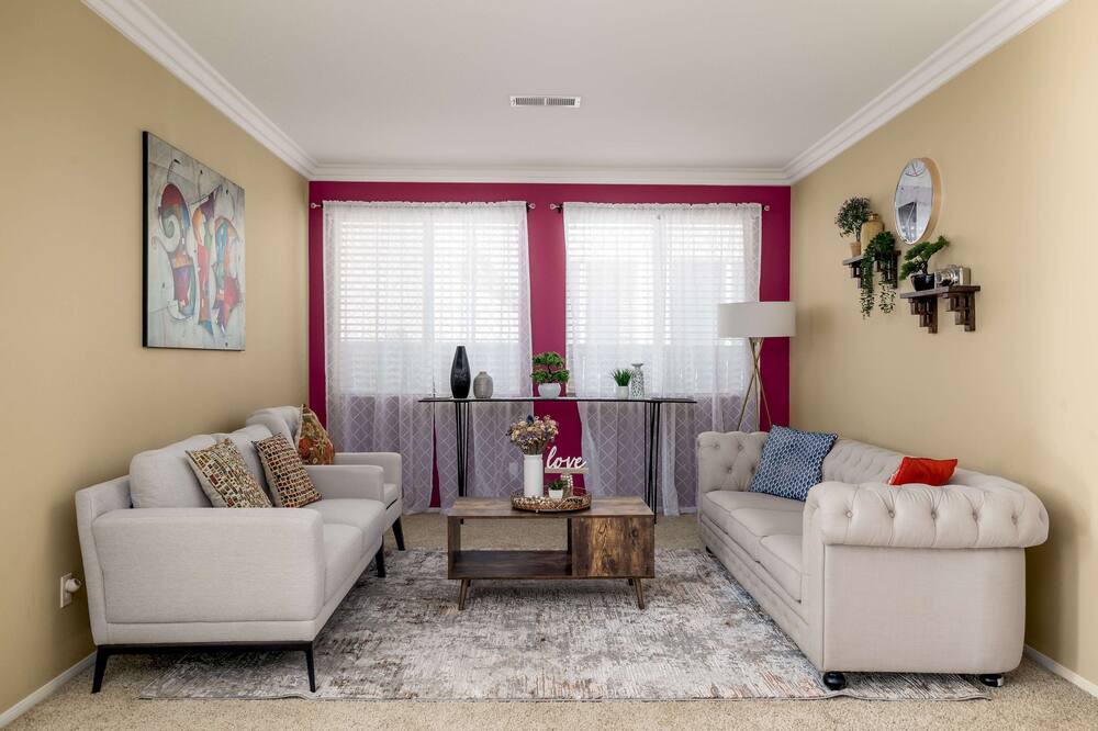 Photo of Livingroom in Menifee