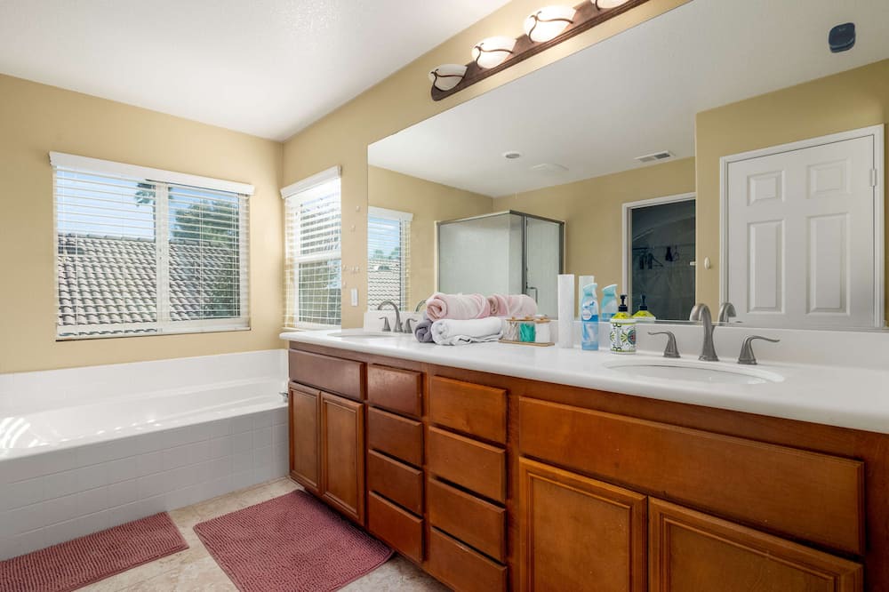Photo of Bathroom in Menifee