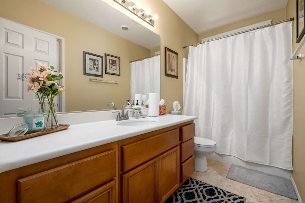 Photo of Bathroom in Menifee
