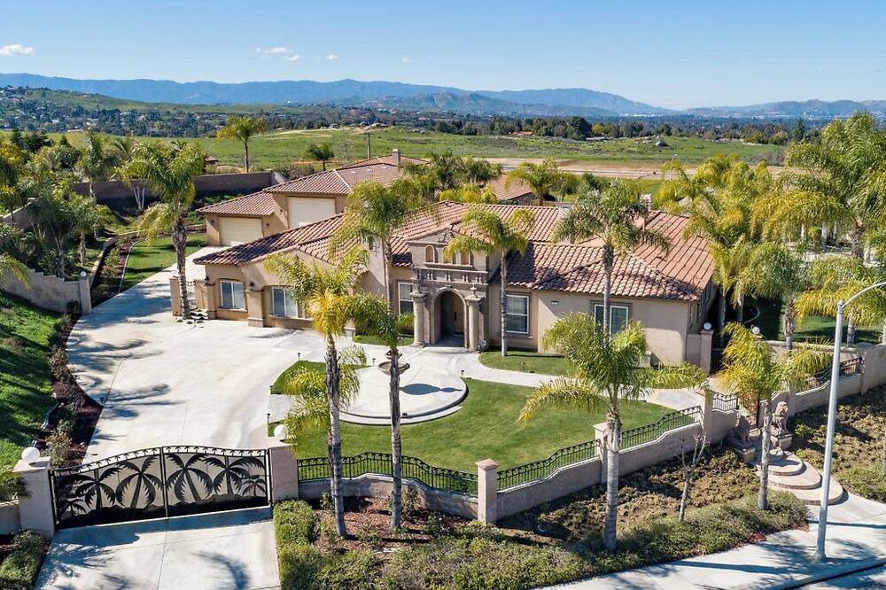 Photo of Outdoor in Alessandro Heights