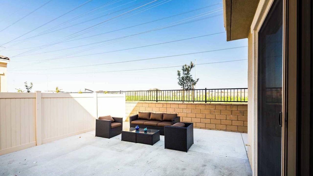 Photo of Patio Balcony in Ontario