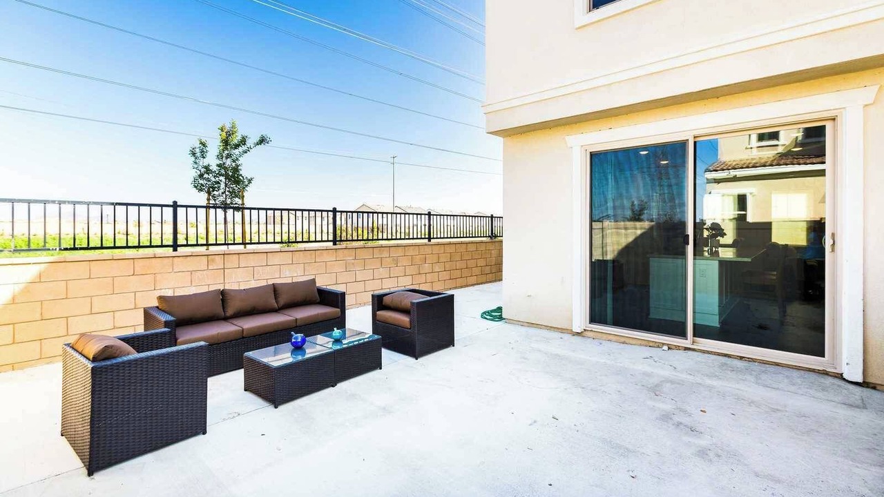 Photo of Patio Balcony in Ontario