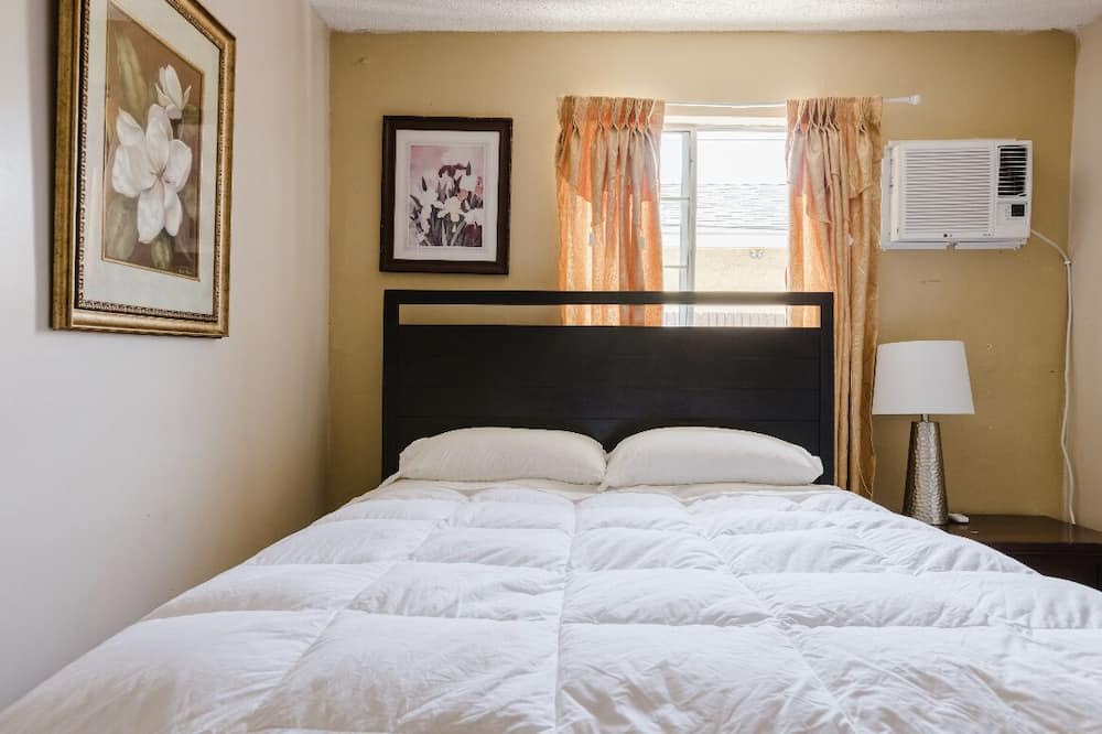 Photo of Bedroom in Simi Valley
