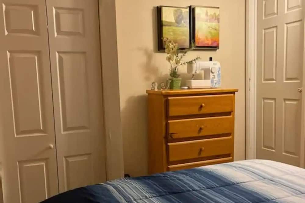 Photo of Bedroom in Simi Valley