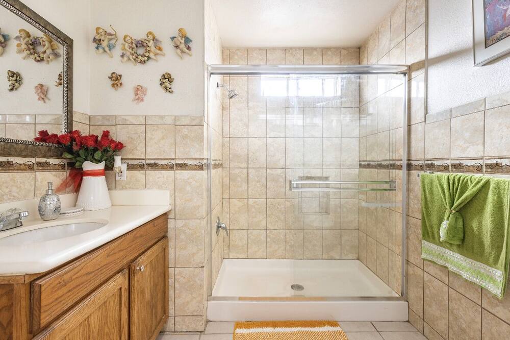 Photo of Bathroom in Simi Valley