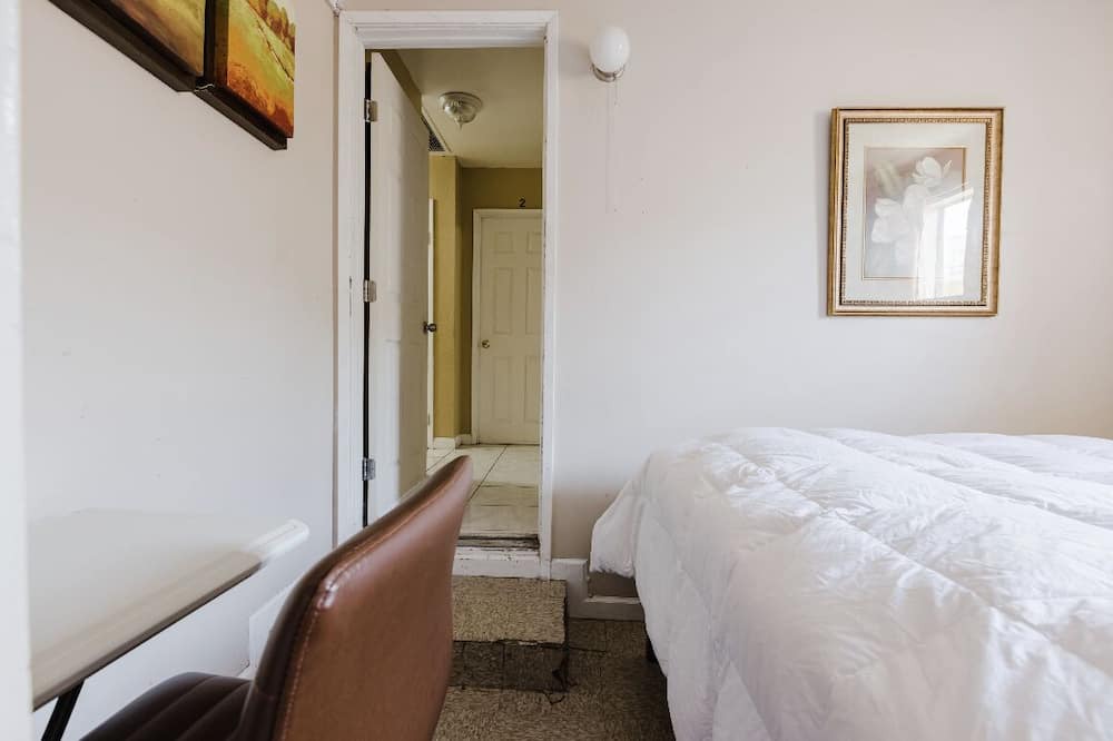 Photo of Bedroom in Simi Valley