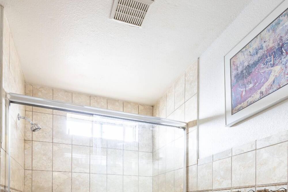 Photo of Bathroom in Simi Valley