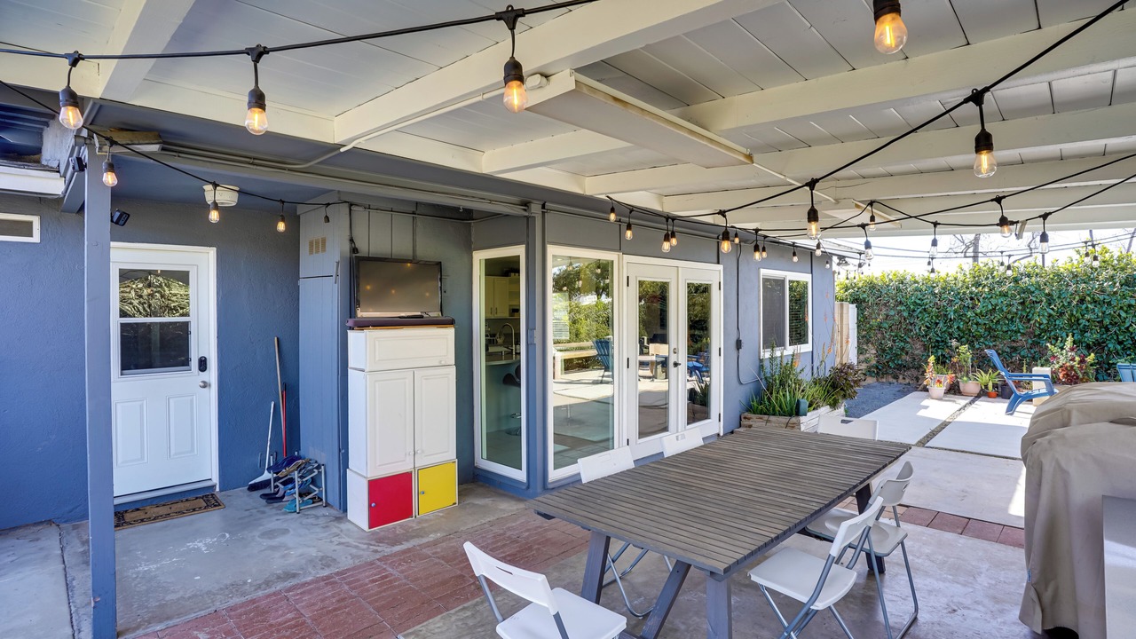 Photo of Patio Balcony in North Tustin
