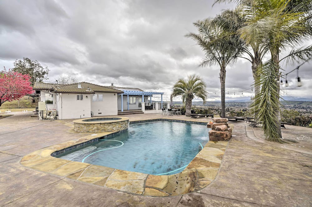 Photo of Outdoor in Evergreen