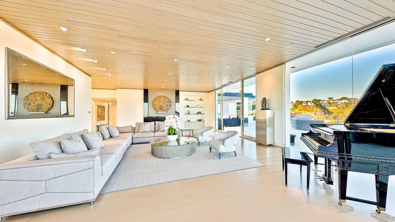Photo of Livingroom in The Bird Streets