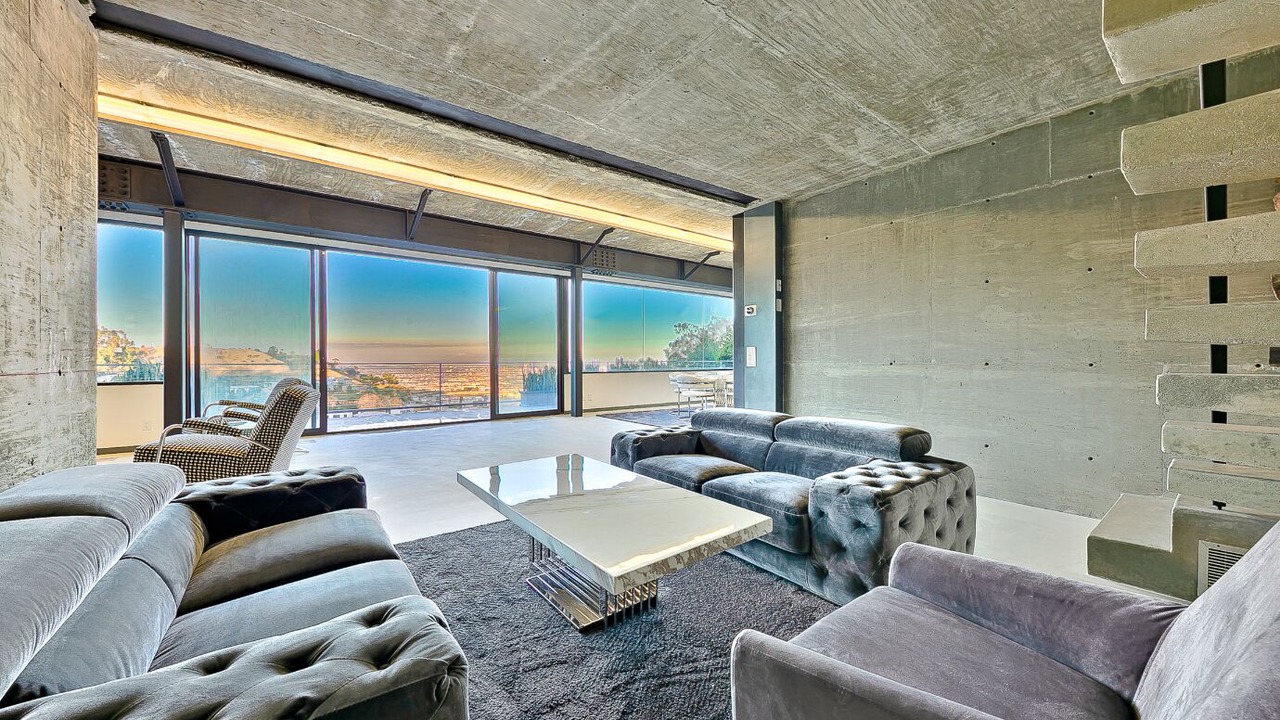 Photo of Livingroom in The Bird Streets