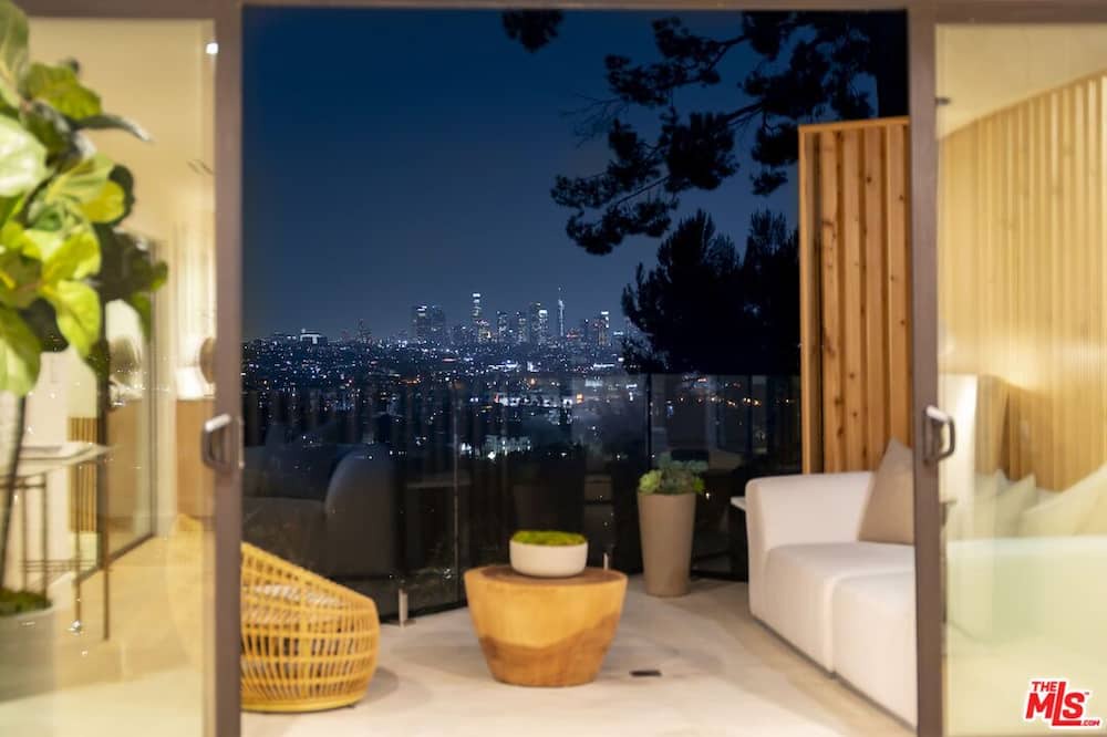 Photo of Outdoor in Beachwood Canyon