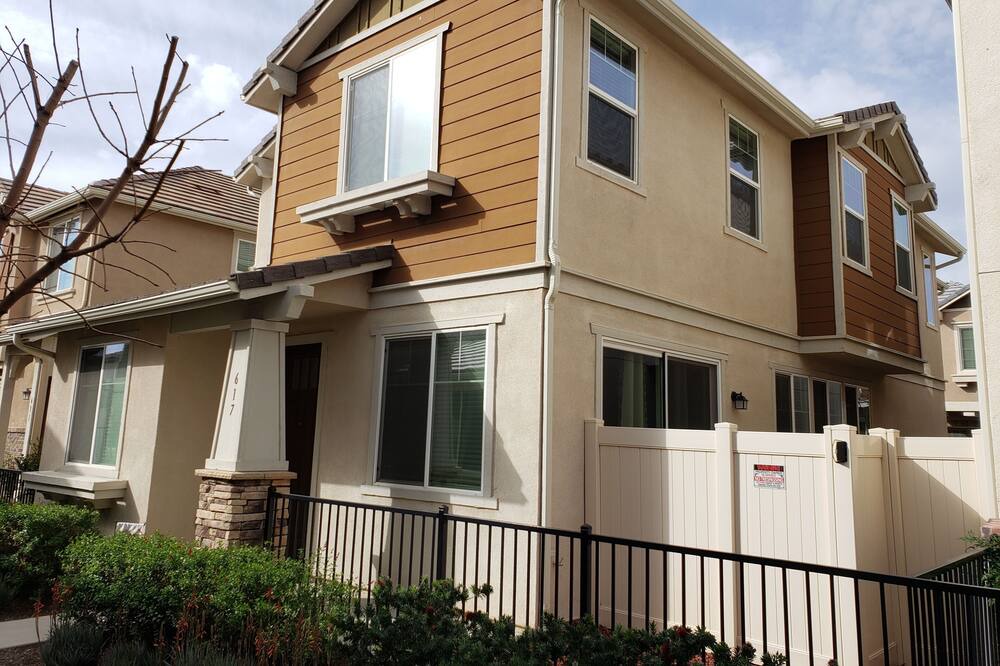 Photo of Outdoor in Rialto