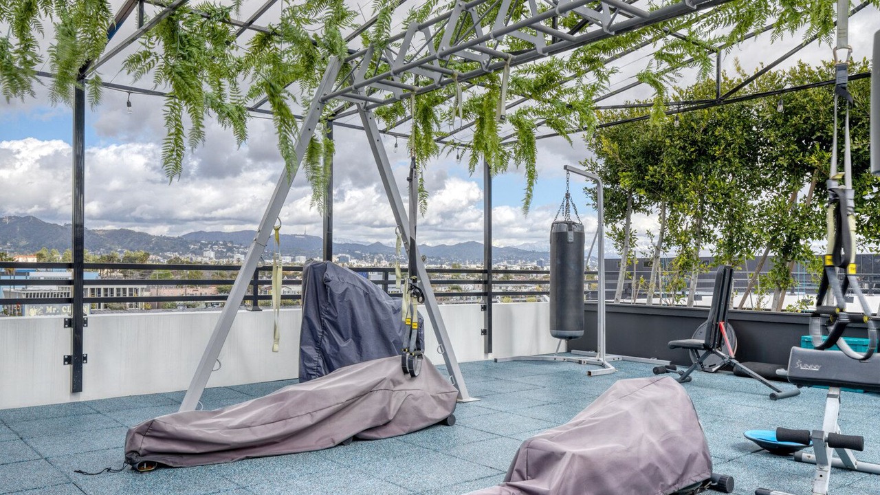 Photo of Outdoor in La Brea
