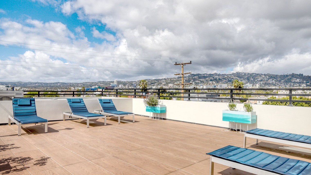 Photo of Outdoor in La Brea