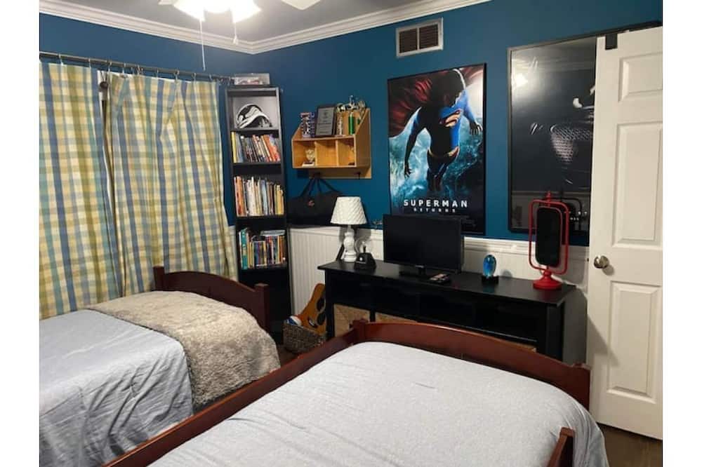 Photo of Bedroom in Canyon Country