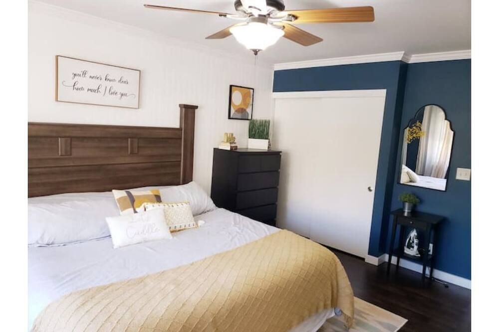 Photo of Bedroom in Canyon Country
