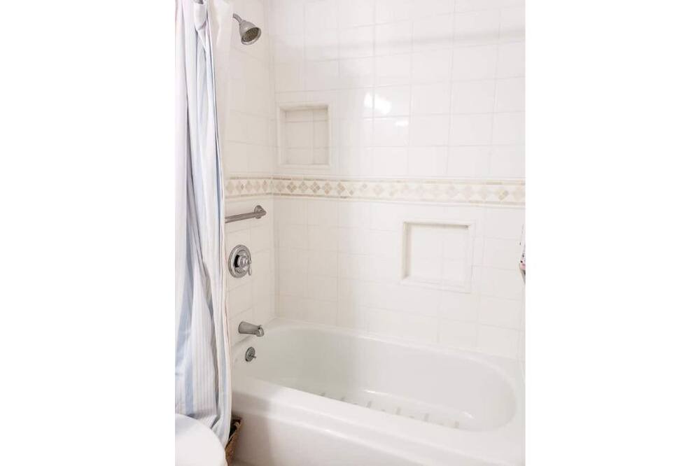 Photo of Bathroom in Canyon Country